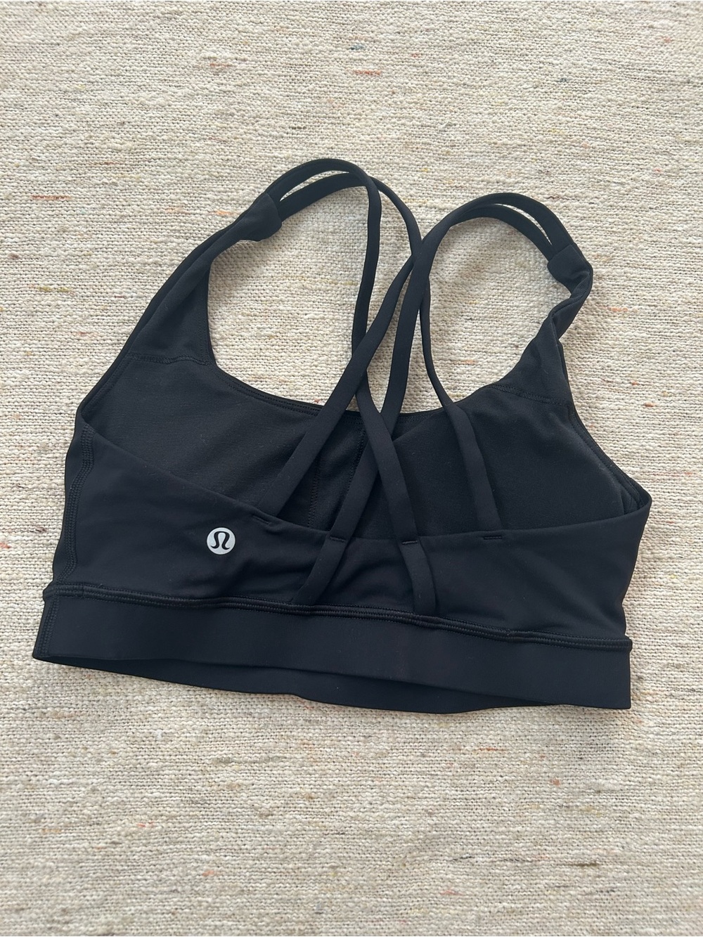 Lululemon Sports Top, like new. Size 4. Black, cute style